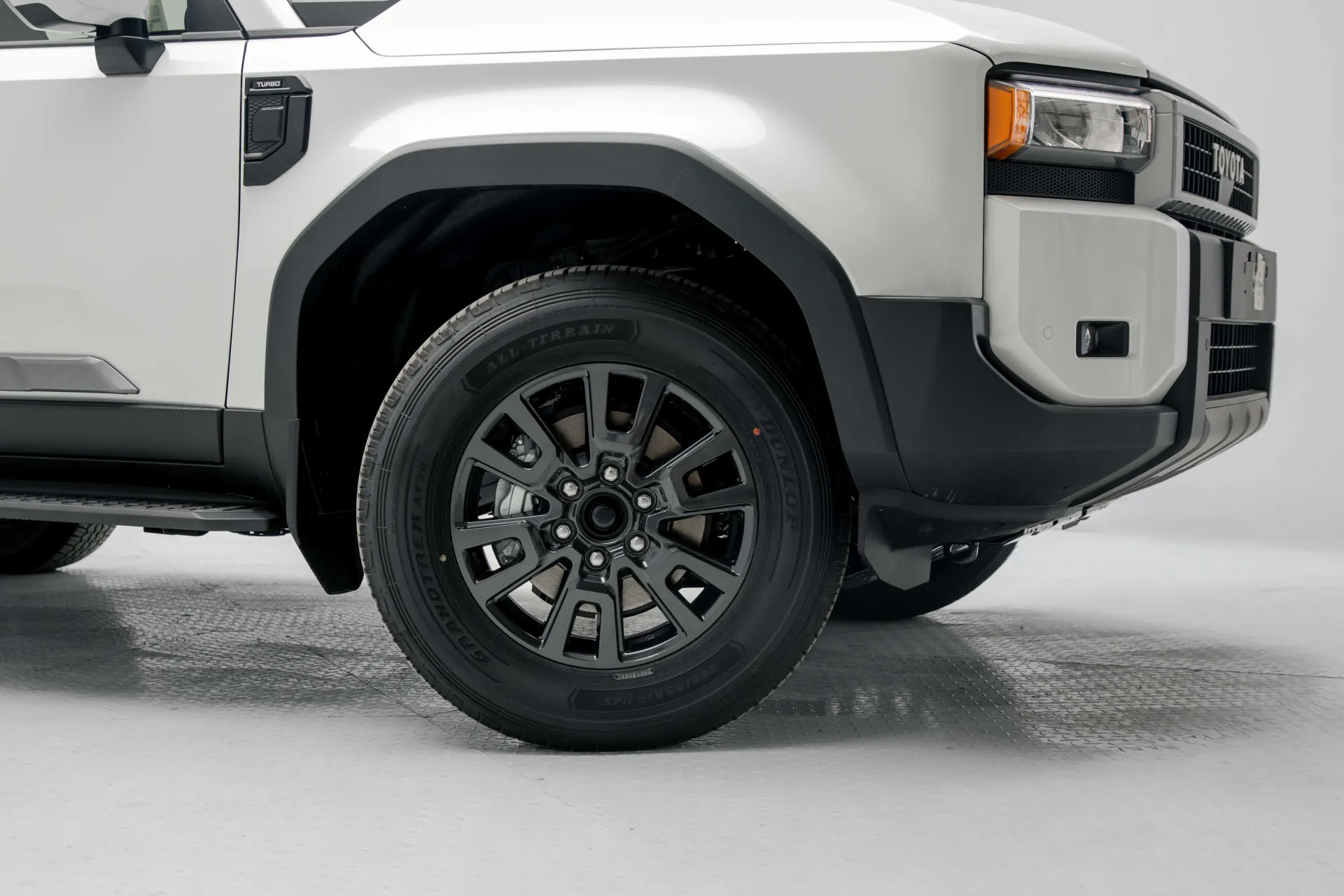 تويوتا برادو 2026 2.4L