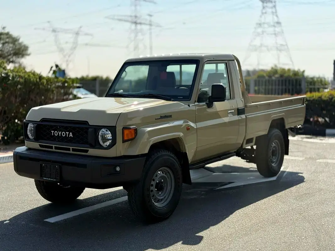 Toyota Land Cruiser Pick Up 2025 4L