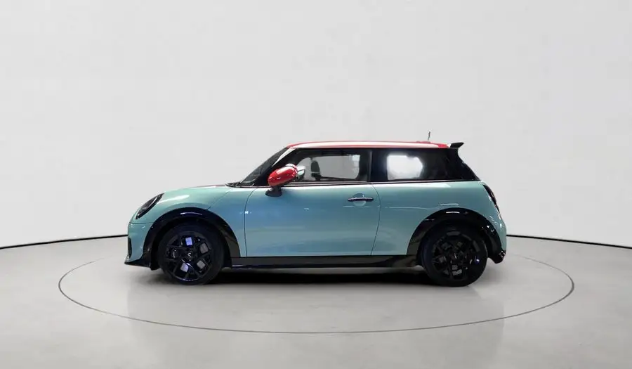 Mini Cooper 2025 undefinedL