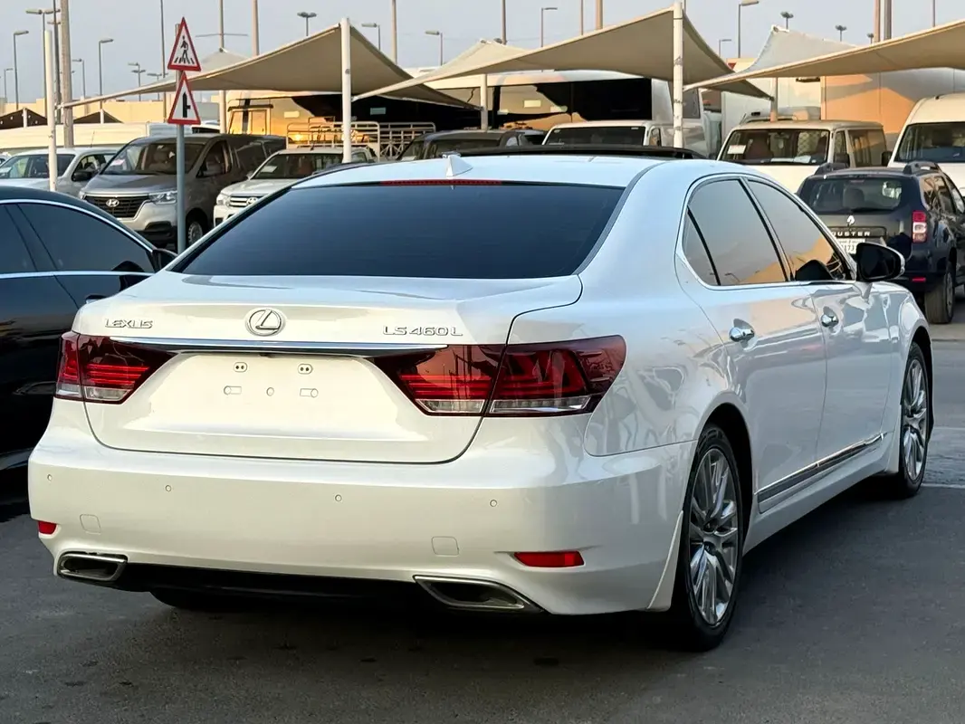 Lexus LS 2014