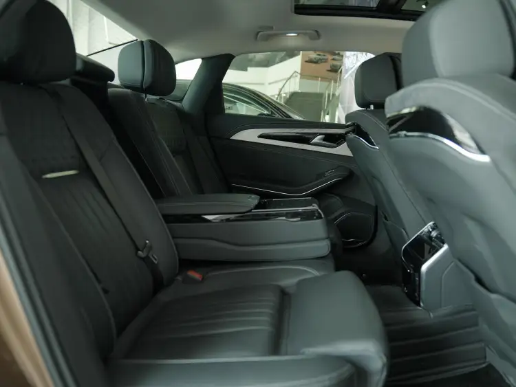 Hongqi H9 Saudi Arabia: Exclusive Premium Sedan Deals & Special Offers 2026