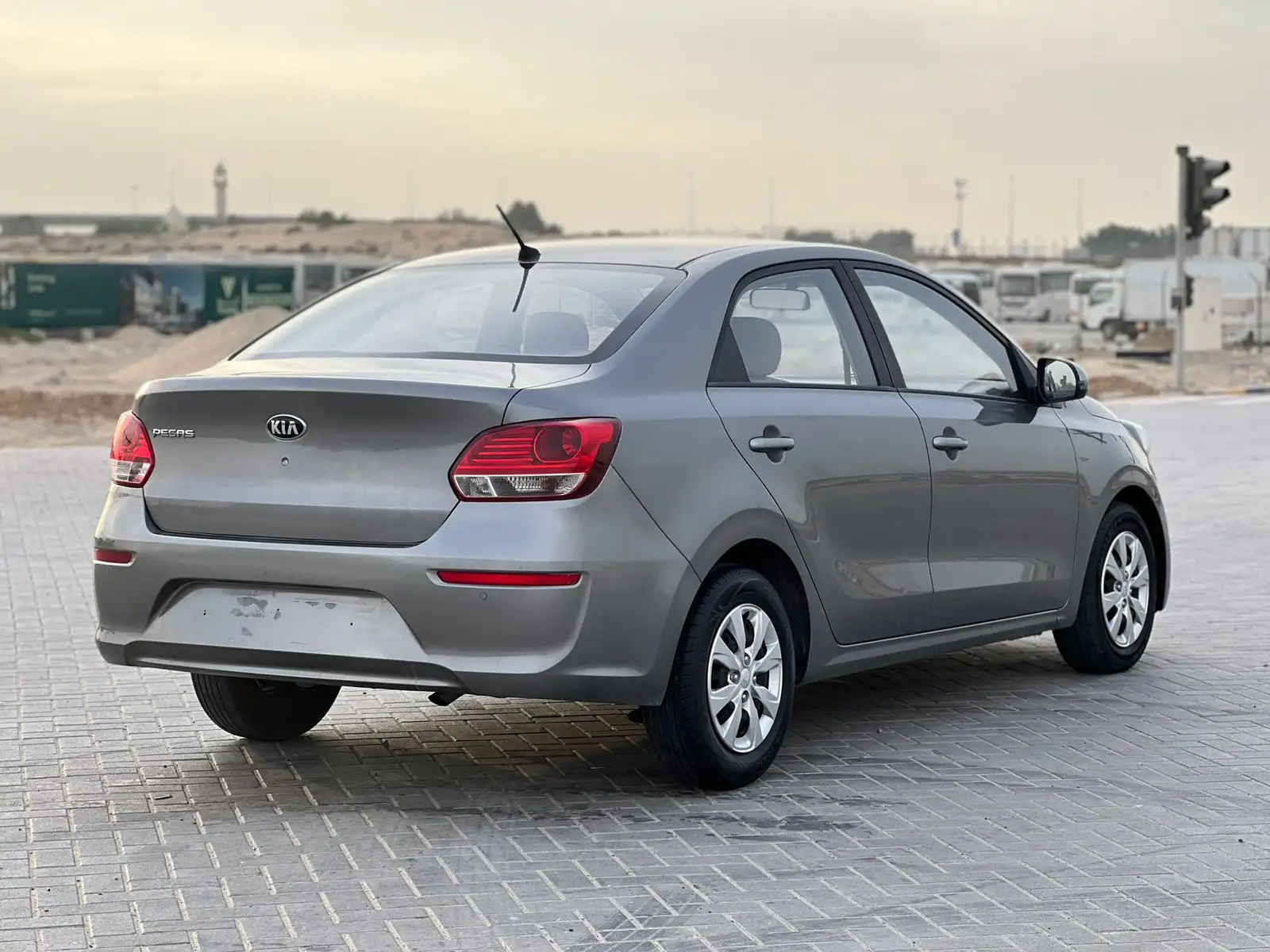 Kia Pegas 2020 1400L