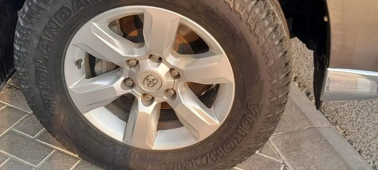 Toyota Prado 2015 2.7L