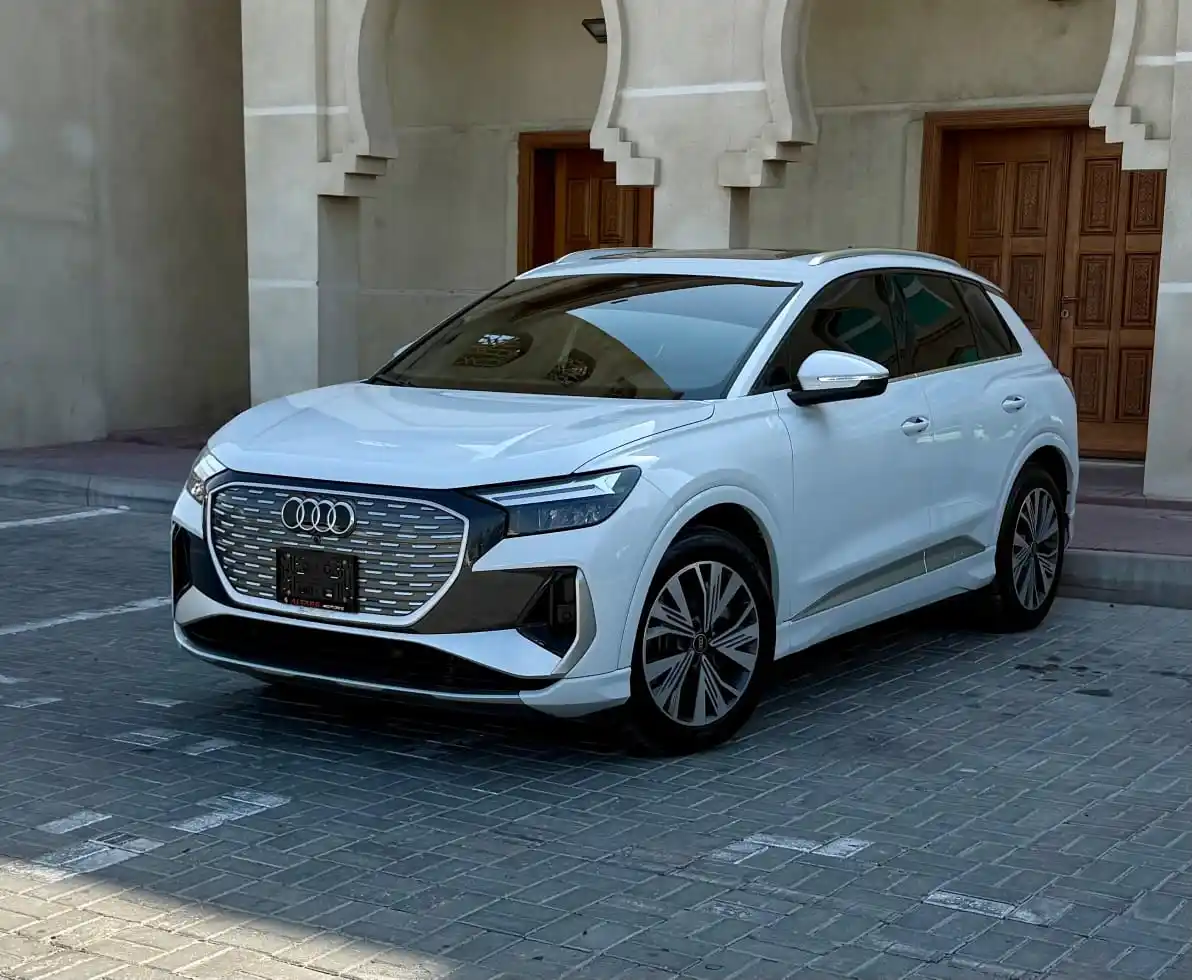 Audi Q4 2023 undefinedL