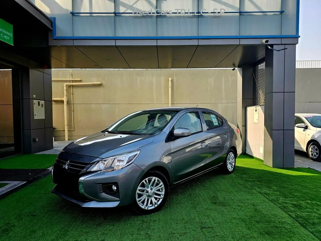 ميتسوبيشي اتراج 2021 1.2L