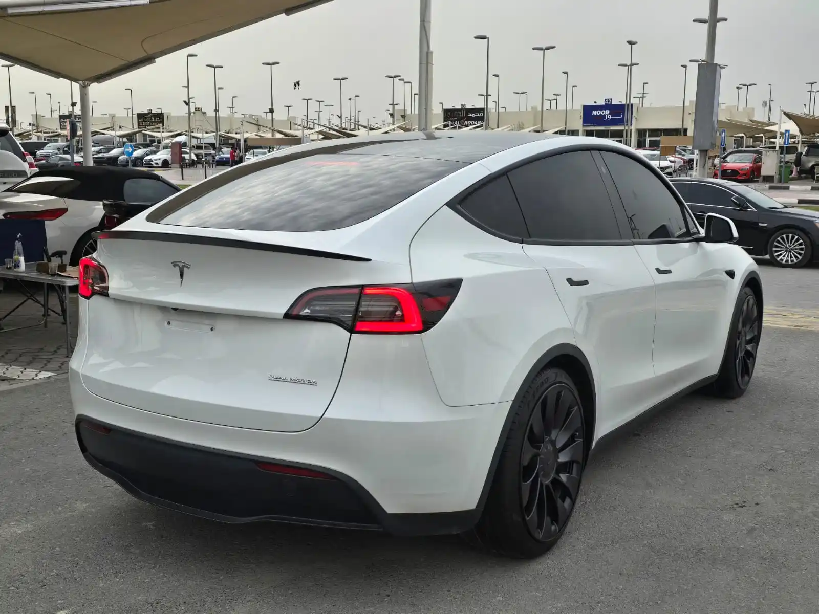 Tesla Model Y 2024 undefinedL