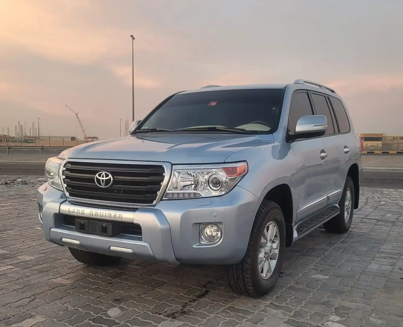 Toyota Land Cruiser 2012 5.7L