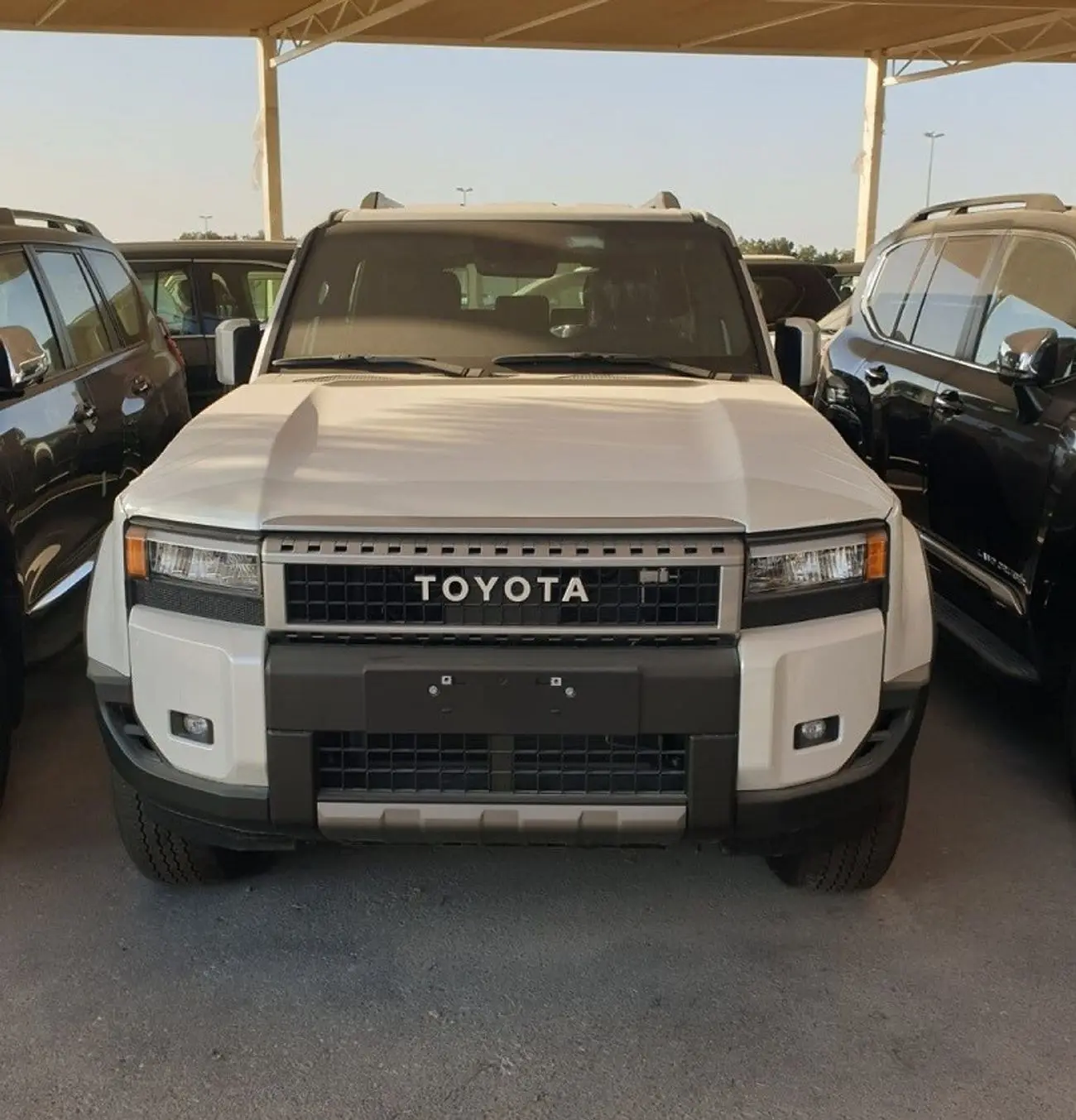 تويوتا برادو 2024 2.8L