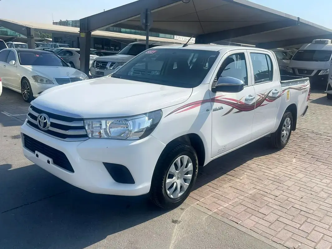 تويوتا هيلوكس 2021 2.7L