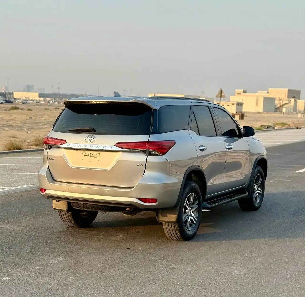 تويوتا فورتونر 2017