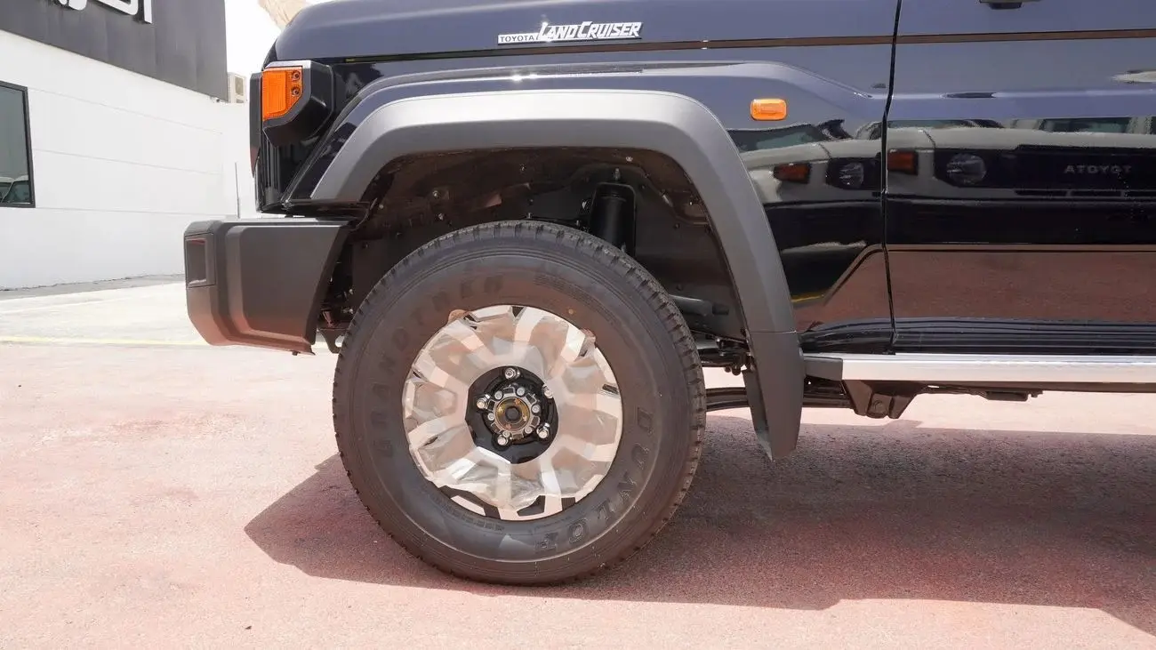 Toyota Land Cruiser 70 2025 2.8L