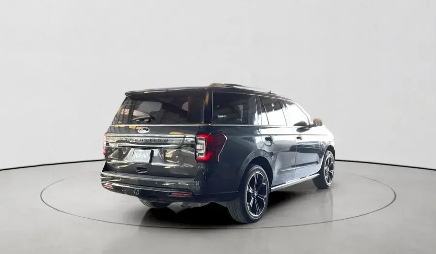 Ford Expedition 2022