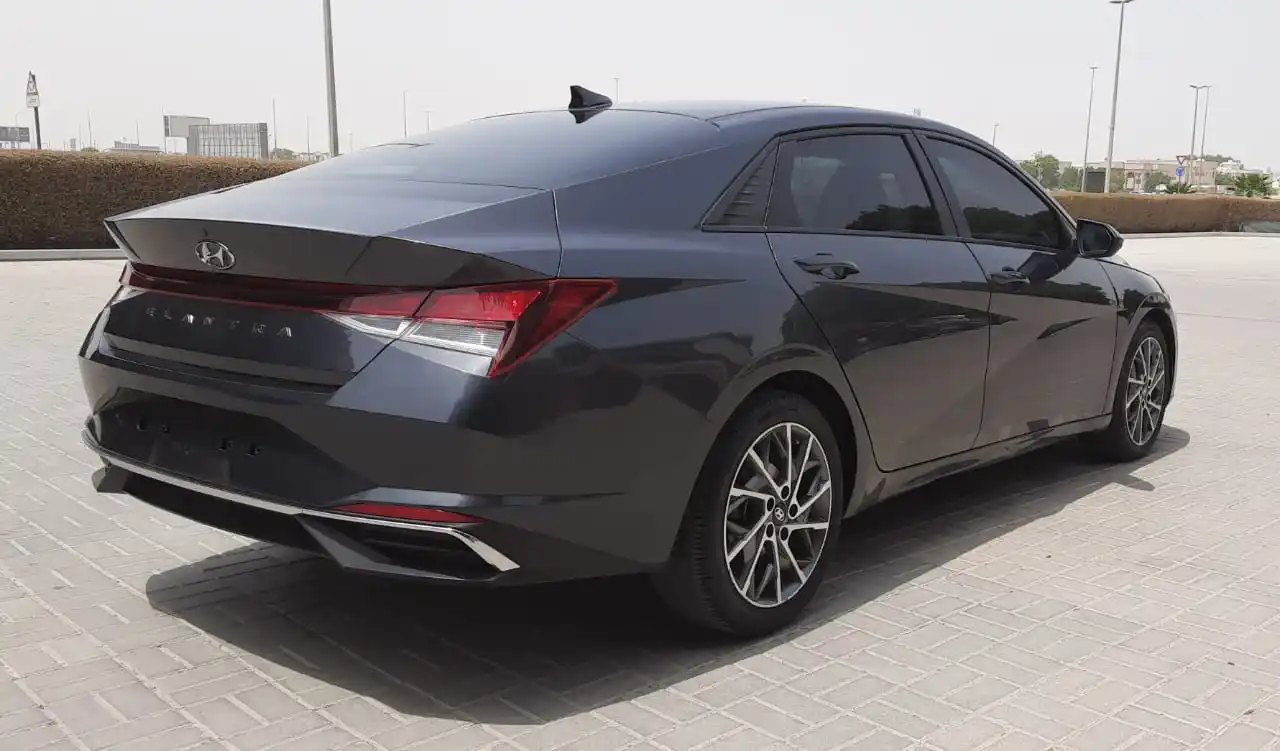 هيونداي إلانترا 2021