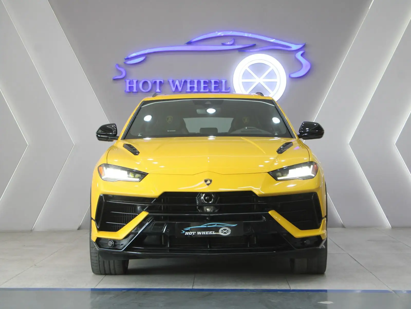 Lamborghini Urus 2024 4L