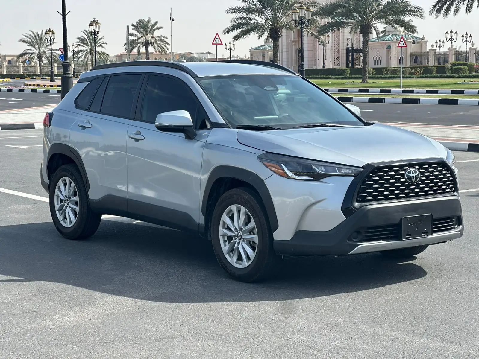 تويوتا كورولا كروس 2024 1.8L