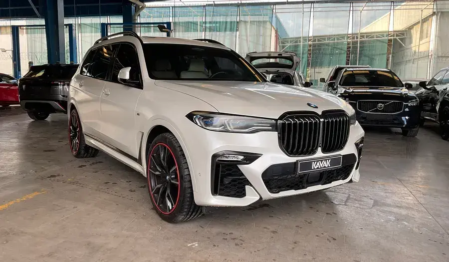 BMW X7 2022