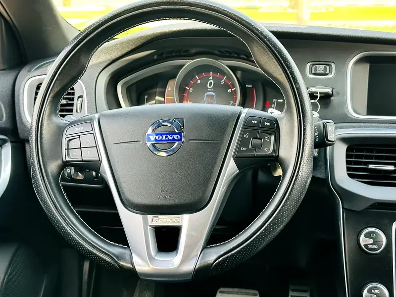 Volvo V40 2016