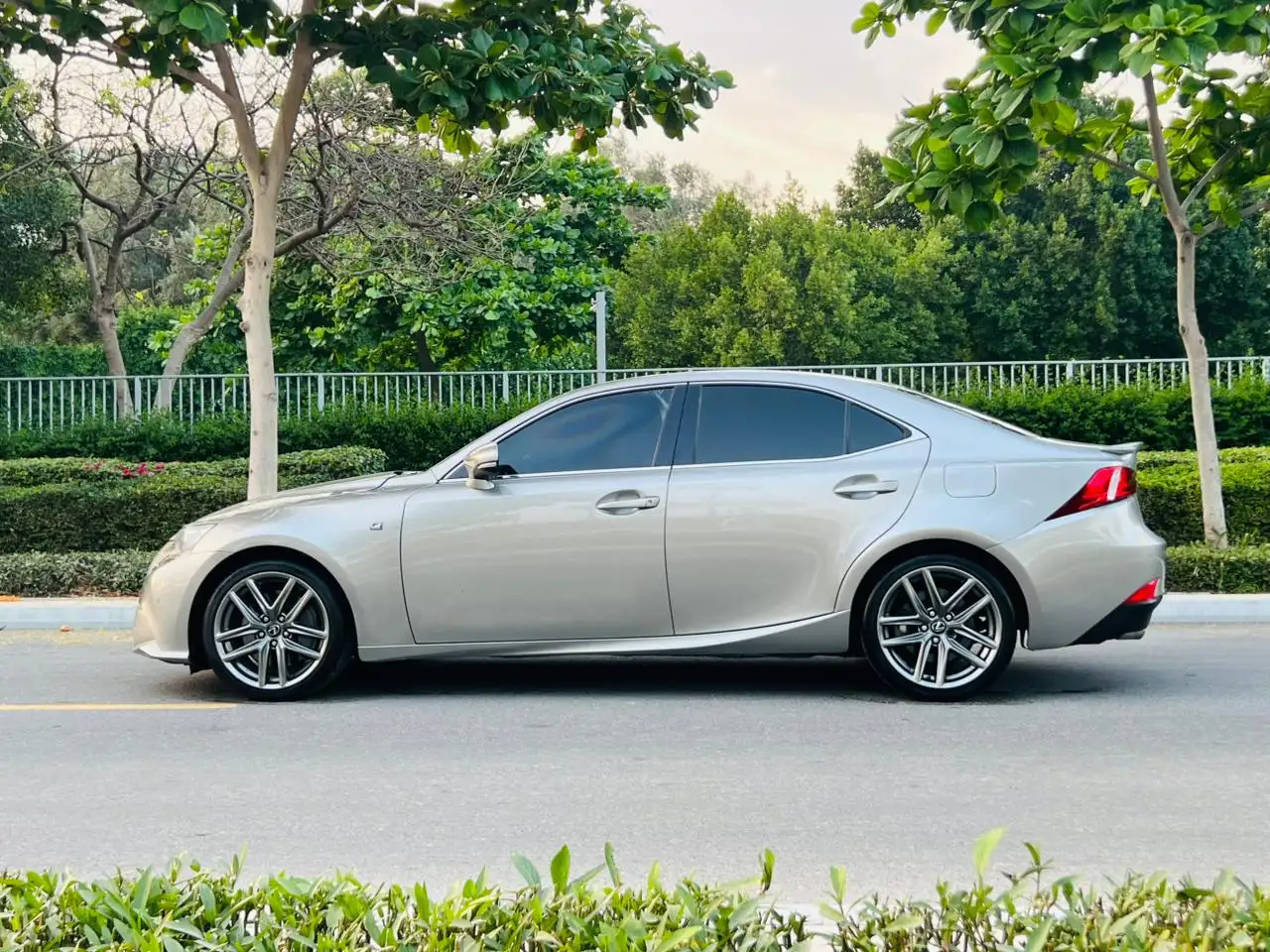 لكزس IS 2016 3.5L