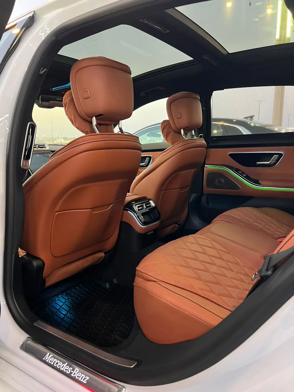 مرسيدس بنز S Class 2024