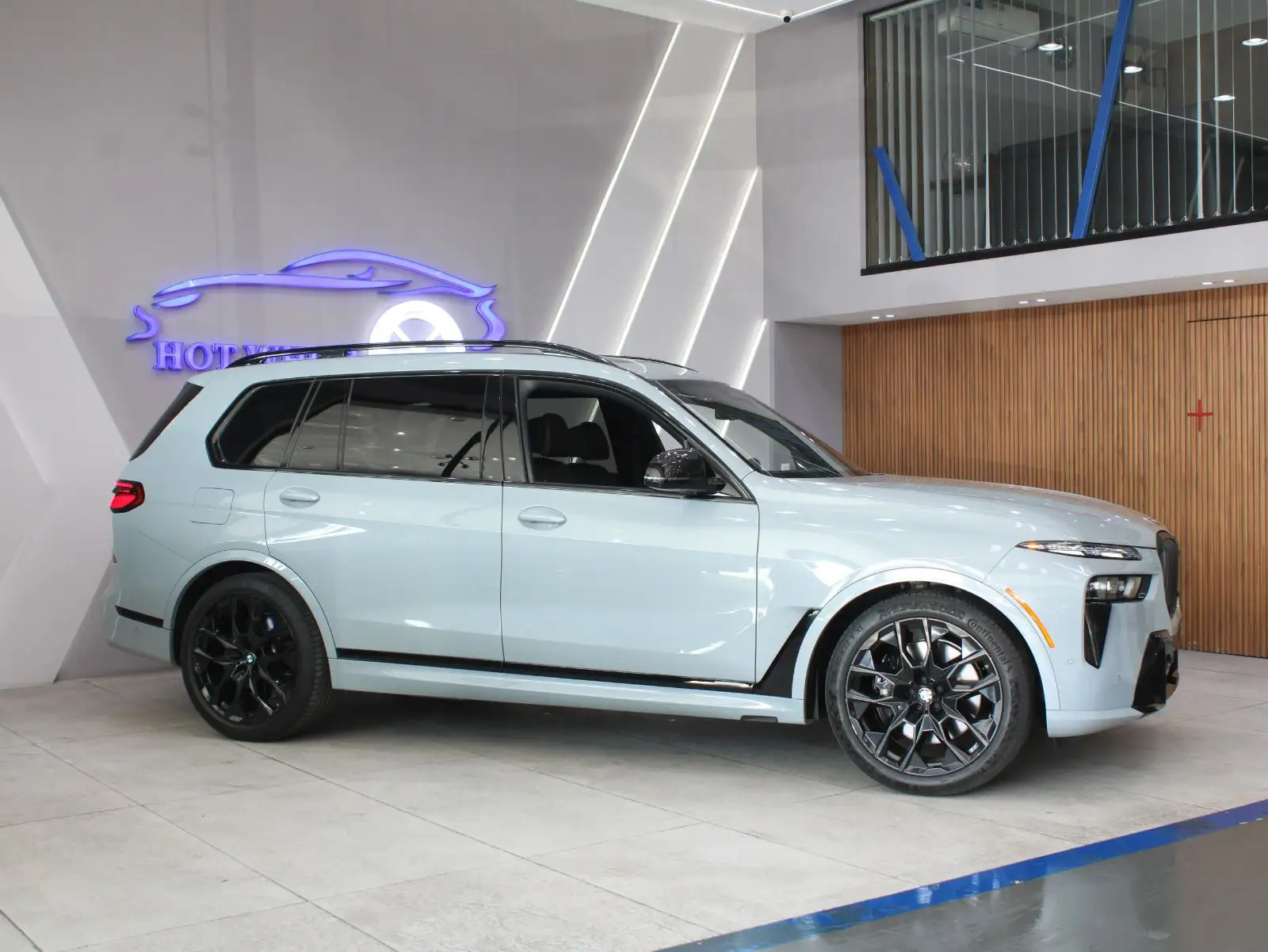 BMW X7 M60i 2024