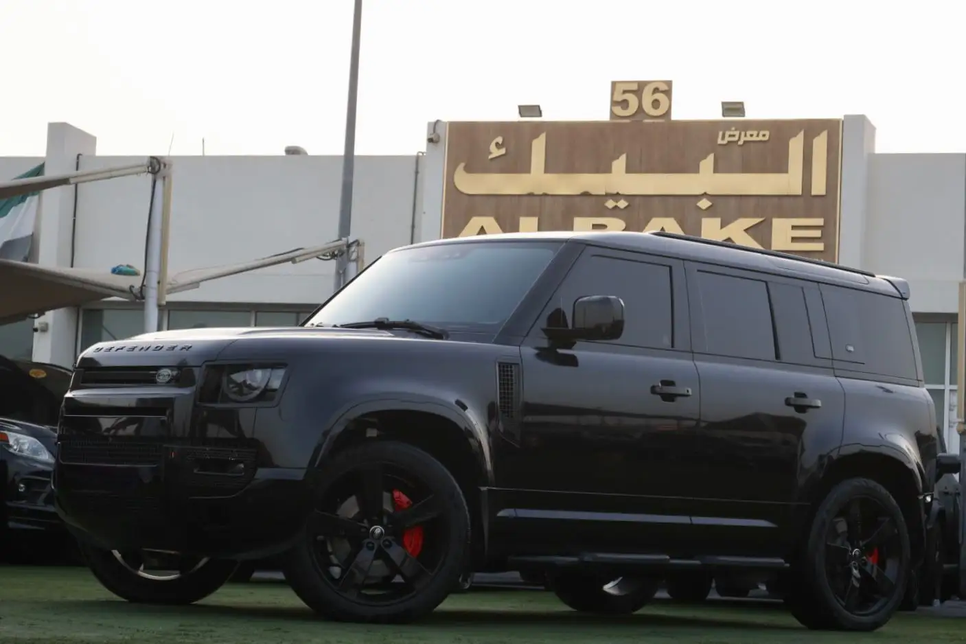 لاند روفر ديفندر 2023