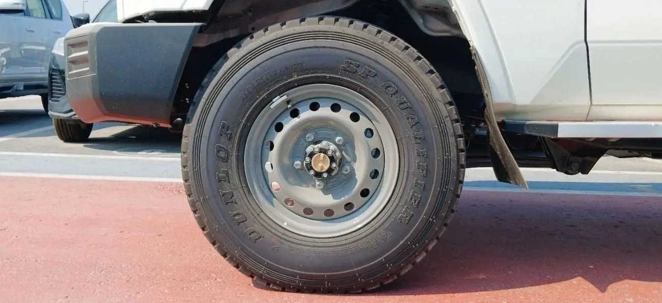 Toyota Land Cruiser Pick Up 2025 4.2L