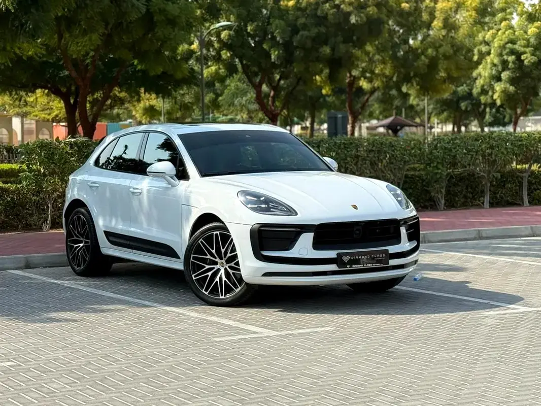 Porsche Macan 2023 2L