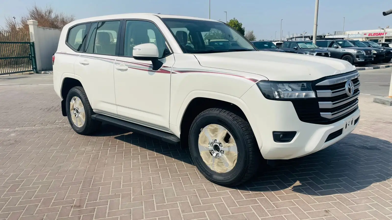 تويوتا لاند كروزر 2025