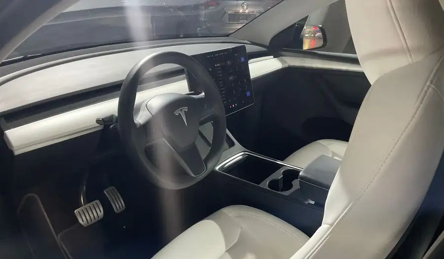 تسلا موديل Y 2023