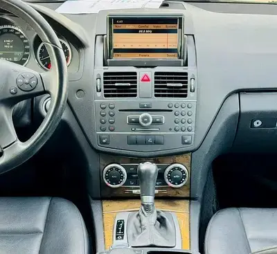 Mercedes Benz C Class 2010 3L