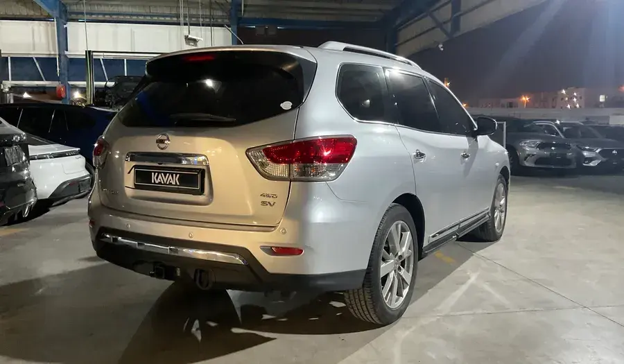 نيسان باثفايندر 2017 3.5L