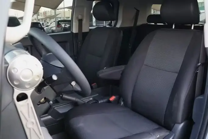 تويوتا اف جي كروزر 2015 4L