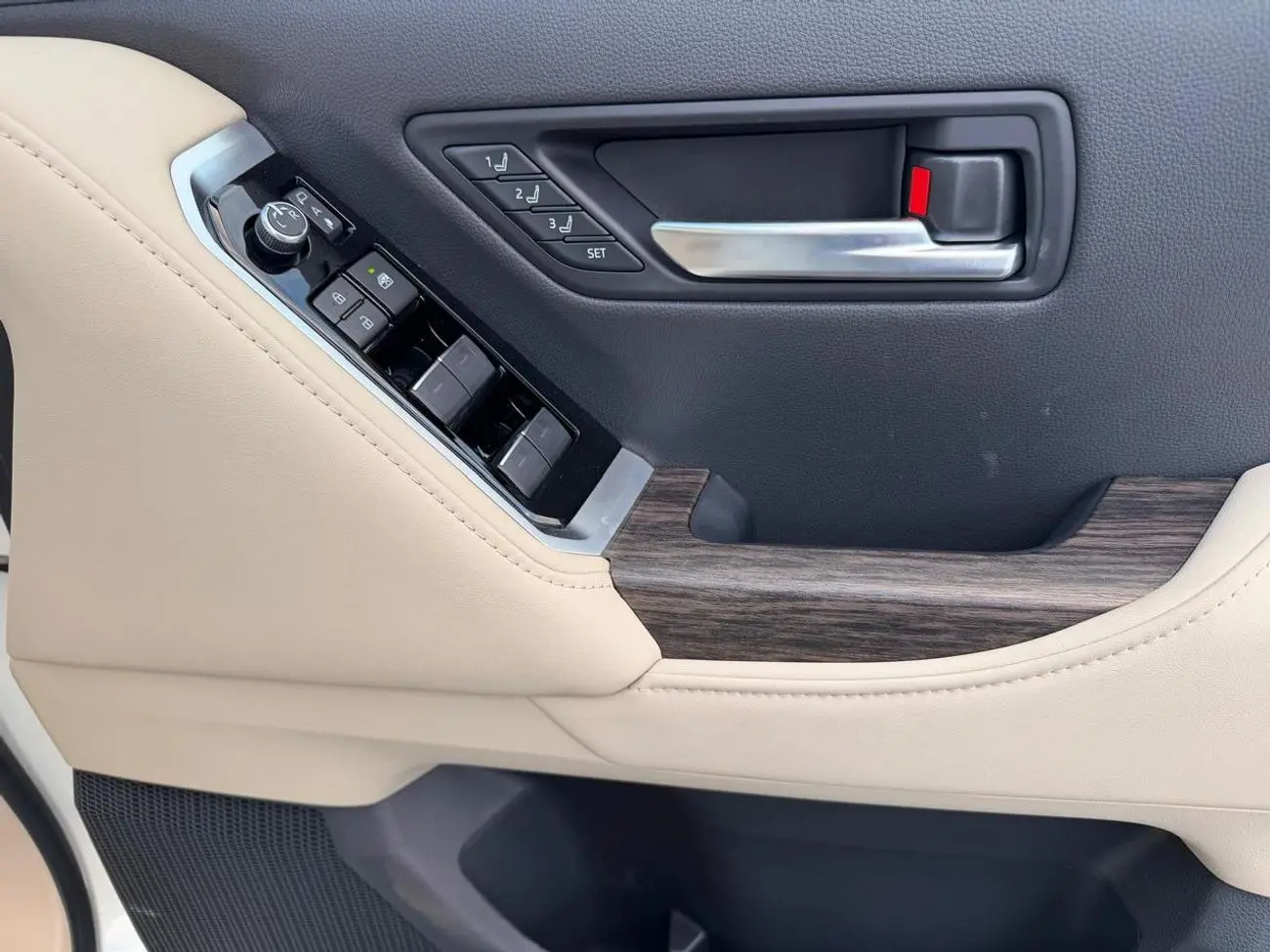 Toyota Land Cruiser 2025