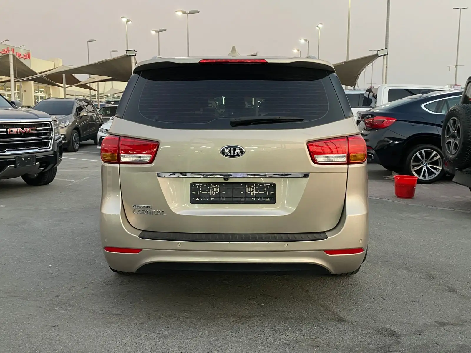 Kia Grand Carnival 2016 3.3L