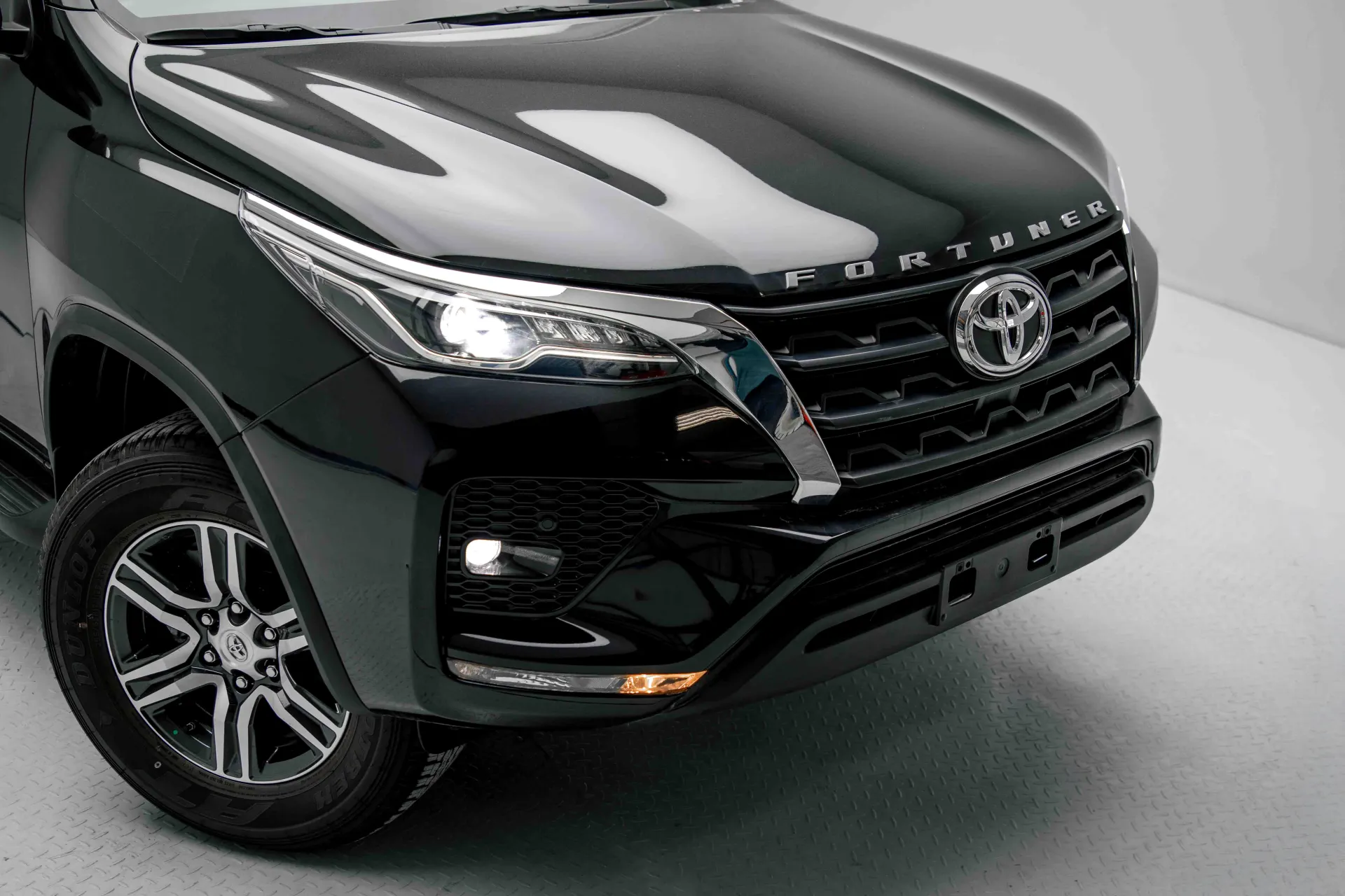 Toyota Fortuner 2026 4L