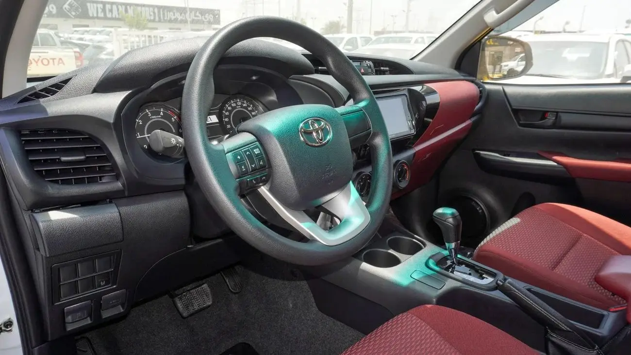 تويوتا هيلوكس 2025 2.4L