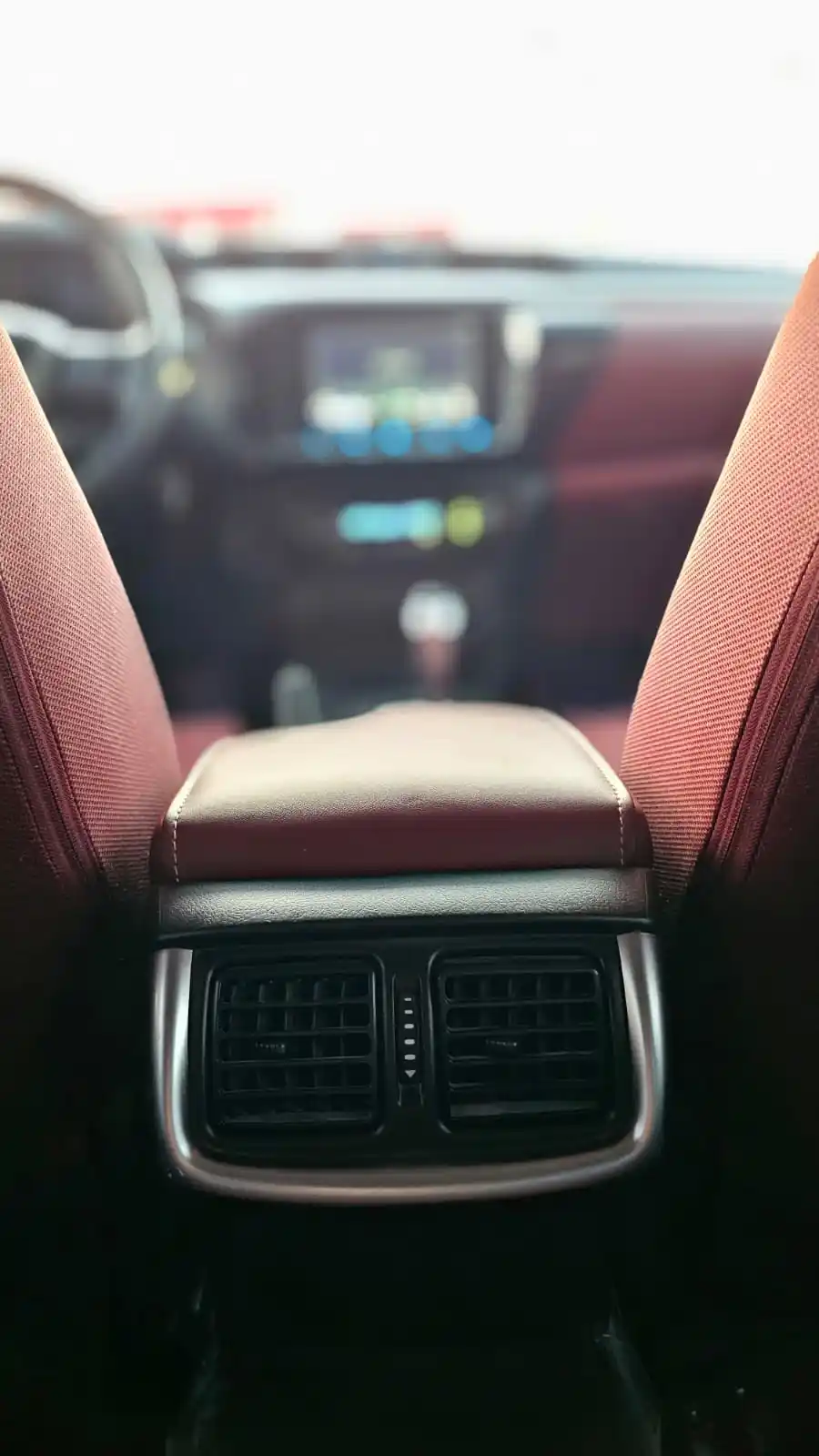 تويوتا هيلوكس 2024