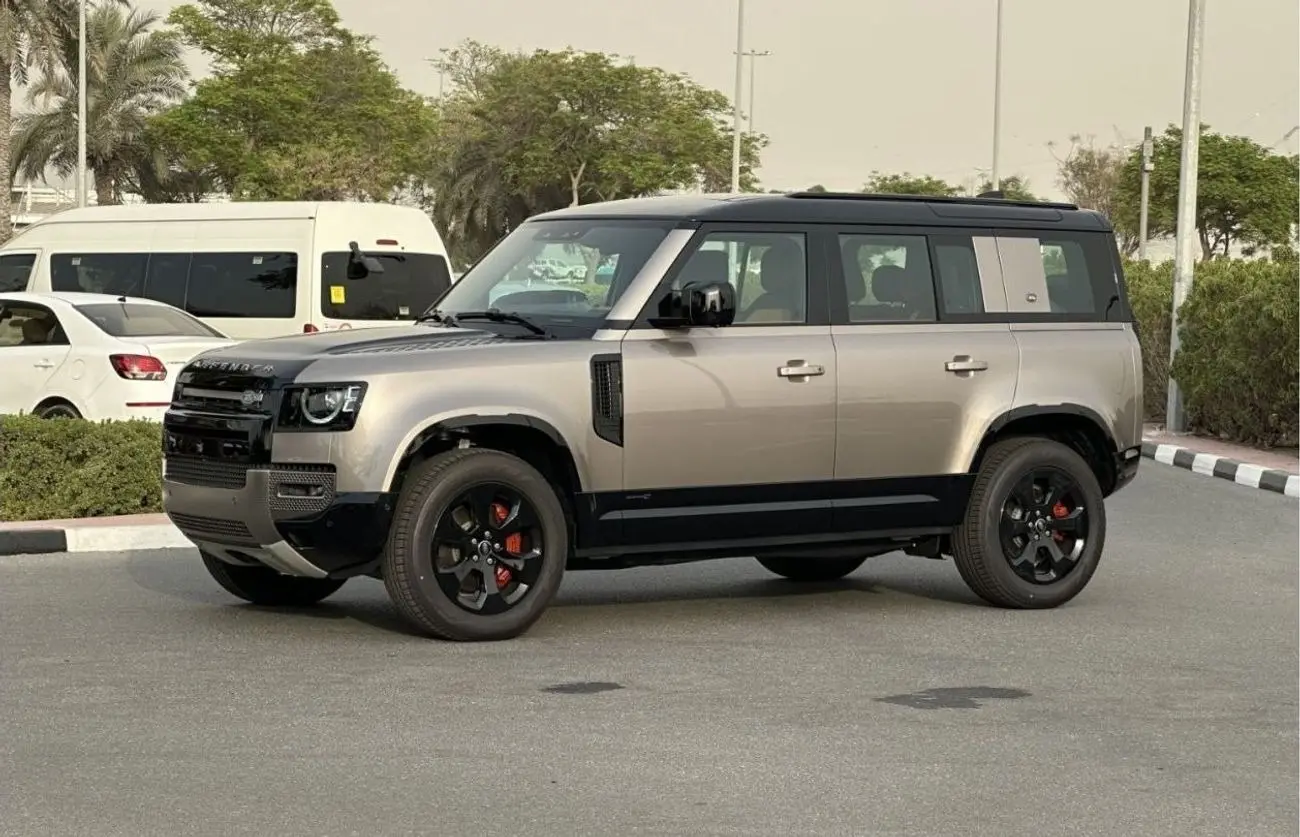 لاند روفر ديفندر 2023 3L