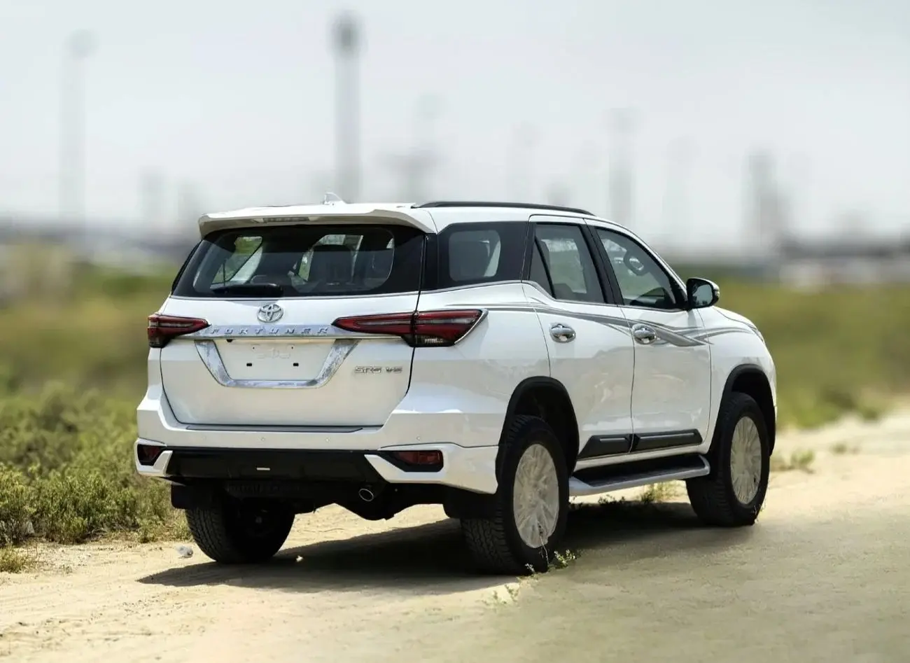 Toyota Fortuner 2025 4L