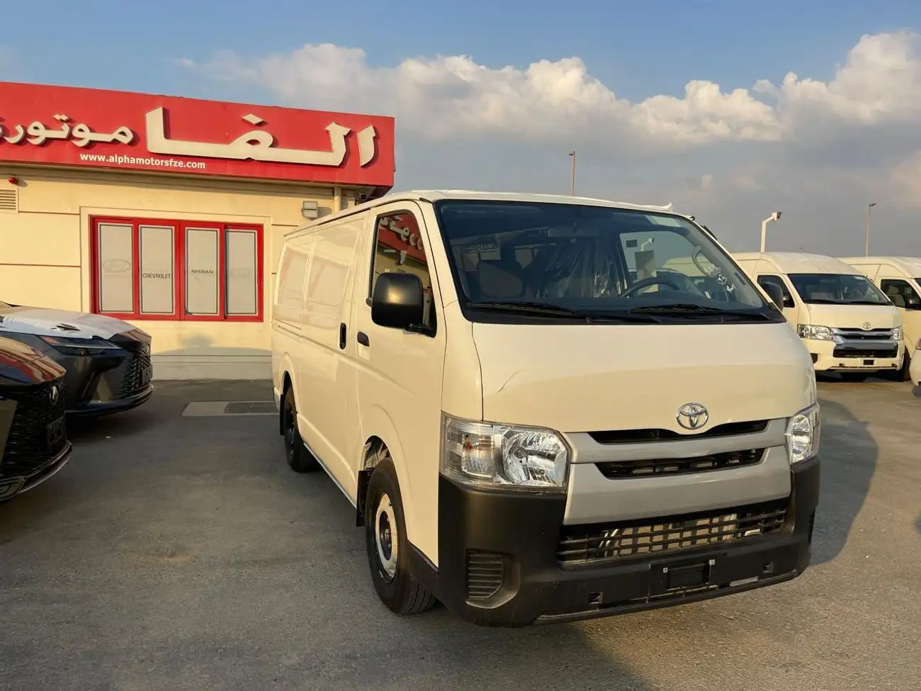 Toyota Hiace 2024 2.7L