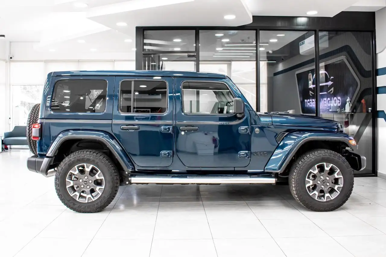Jeep Wrangler 2025 2L