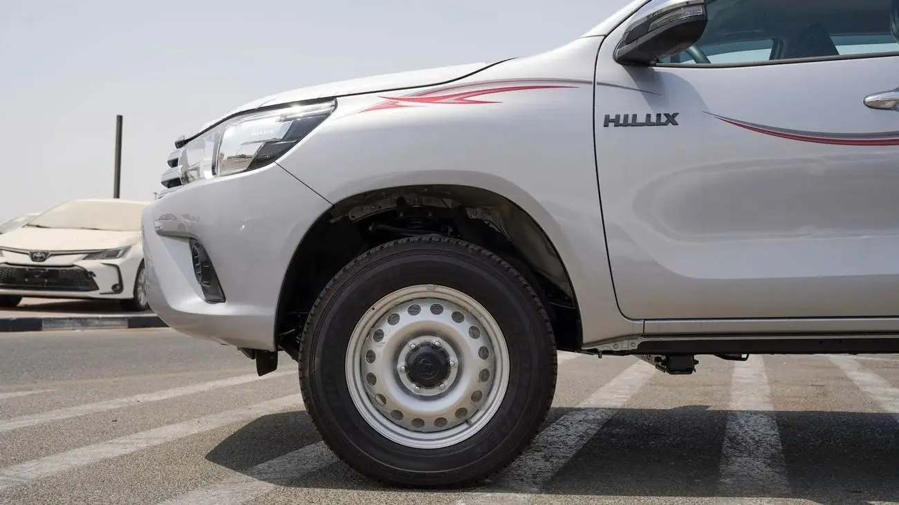 تويوتا هيلوكس 2025 2.4L