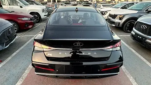 Hyundai Elantra 2025 1.5L