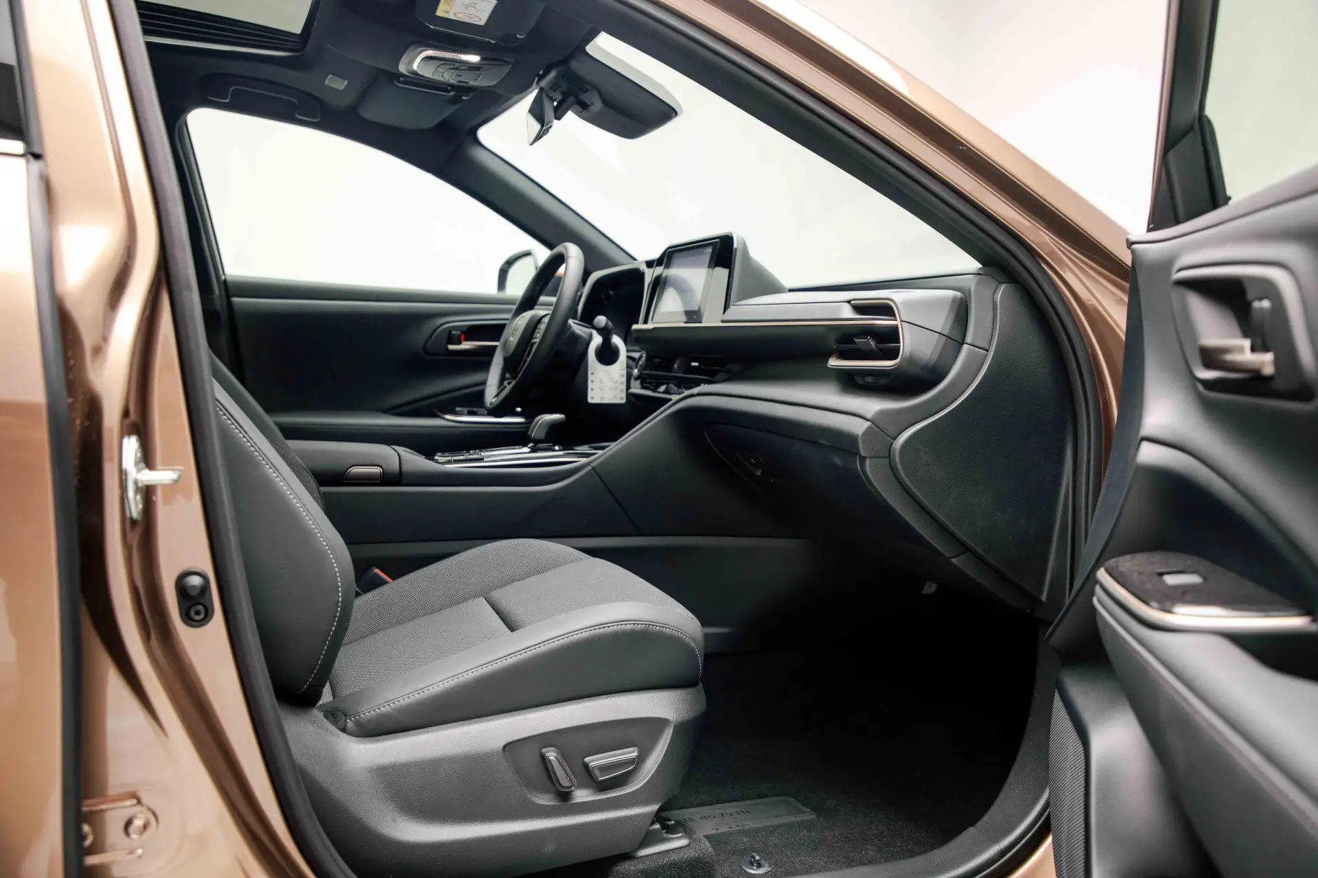 تويوتا كراون 2025 2.5L