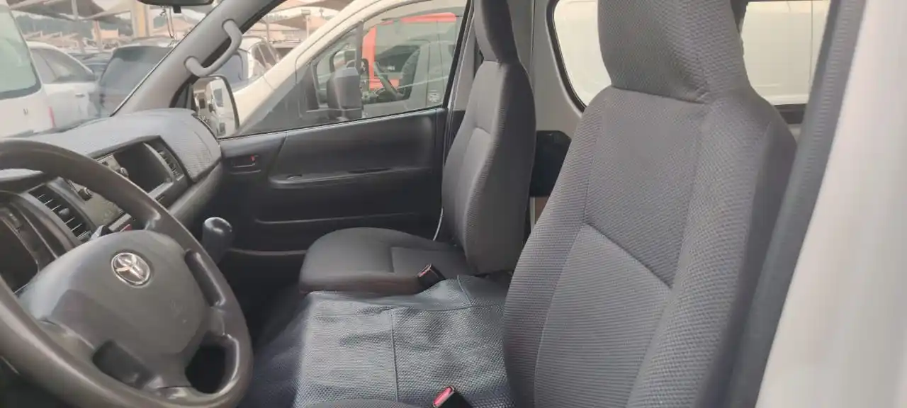Toyota Hiace 2018 undefinedL