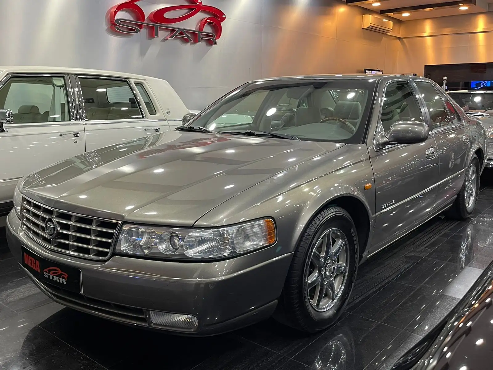 كاديلاك STS إشبيلية 1999