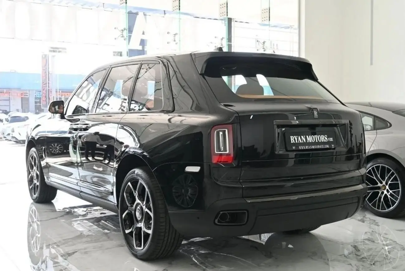 Rolls-Royce Cullinan 2024 6.75L