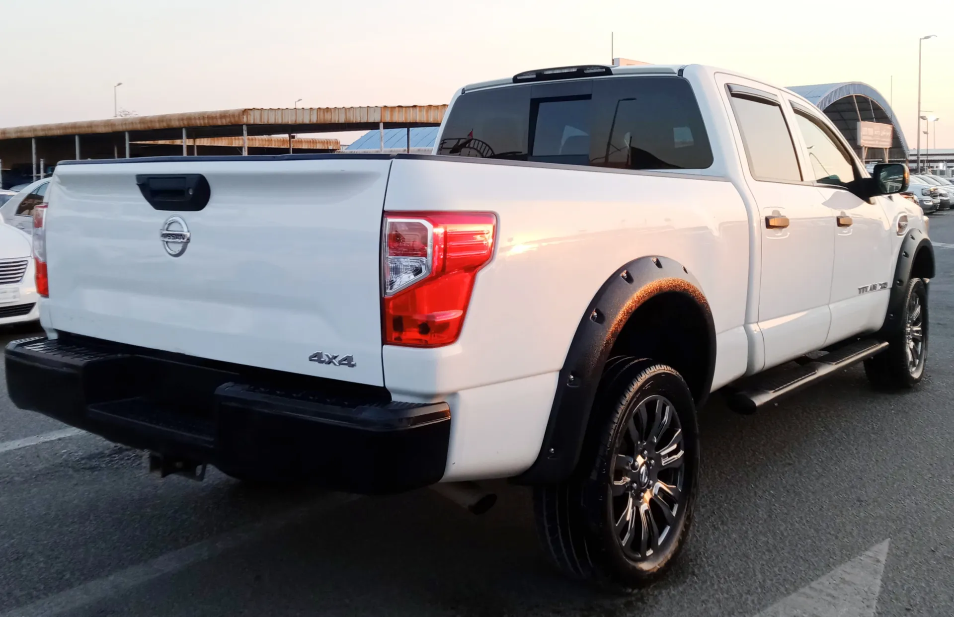 Nissan Titan 2017 5552L