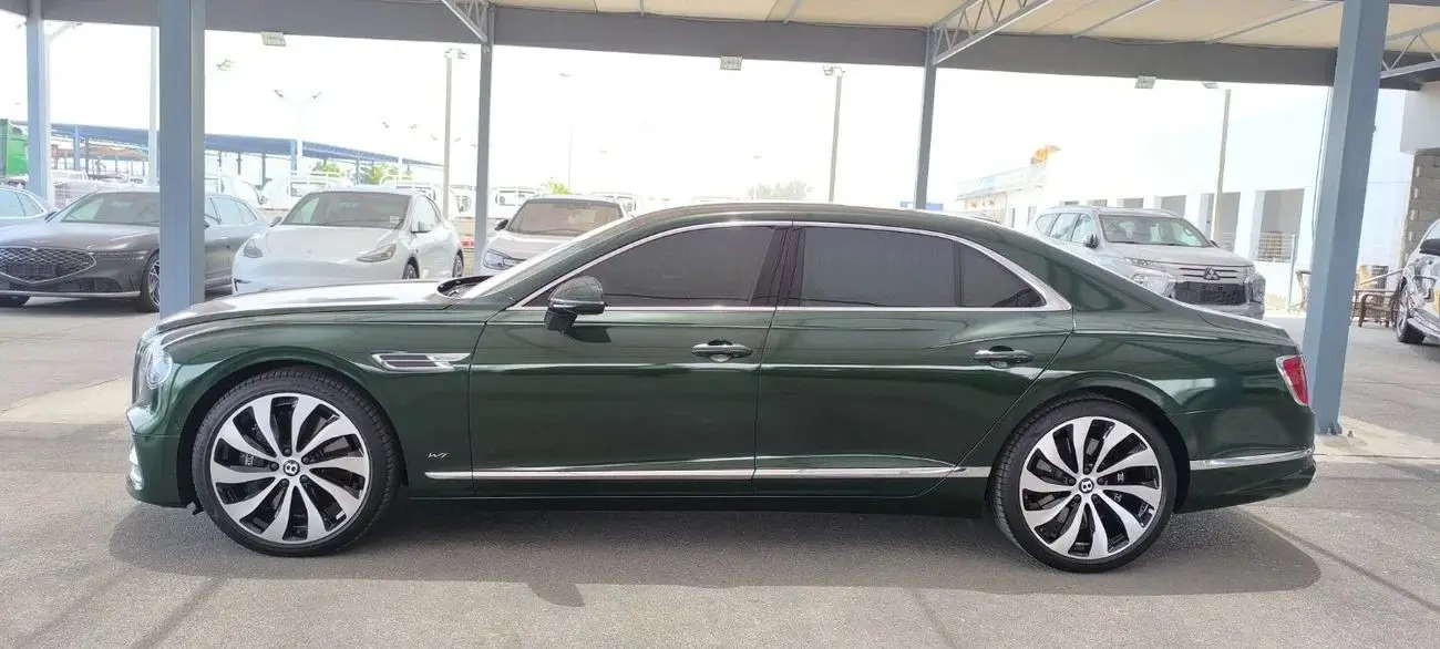 بنتلي فلاينج سبور 2023 6L