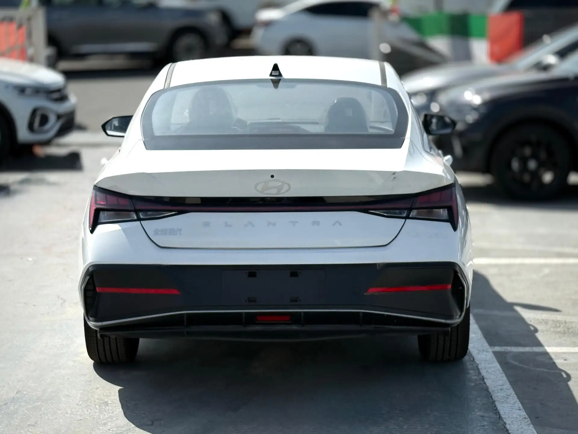 هيونداي إلانترا 2025 1.5L